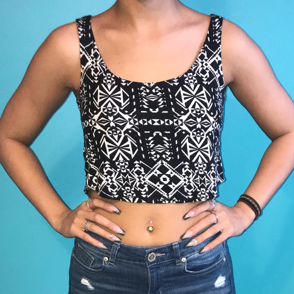 Aztec cropped tank